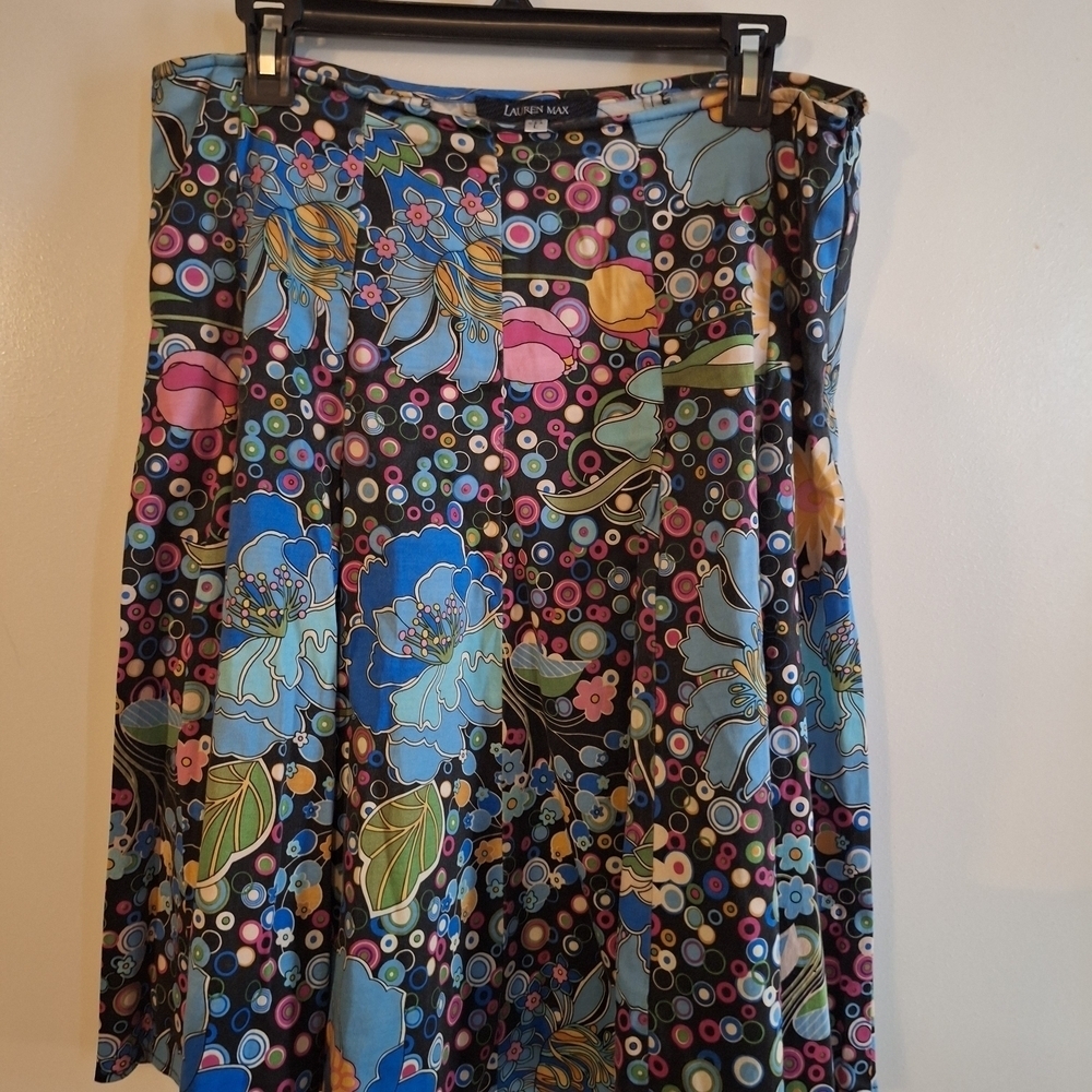 Lauren Max Black Flared Skirt With Colorful Flowers